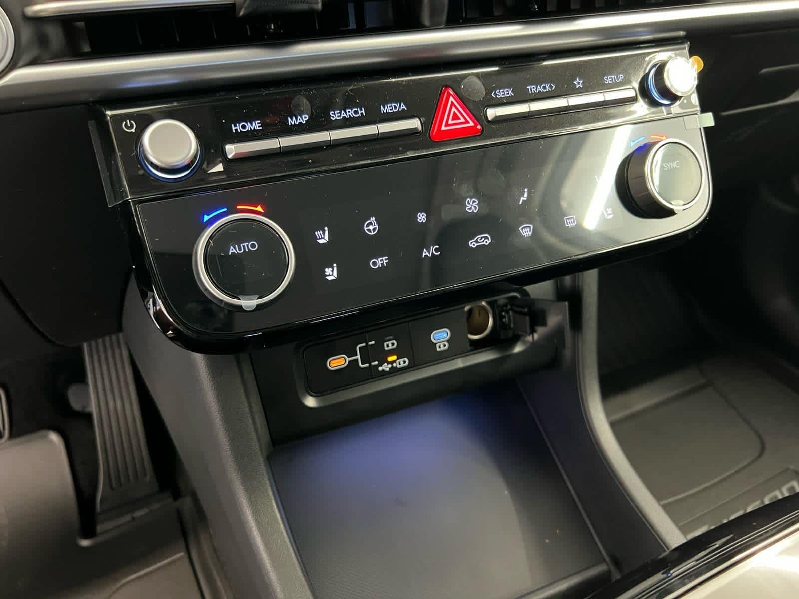 New 2026 Serenity White Pearl Hyundai Limited AWD image 18