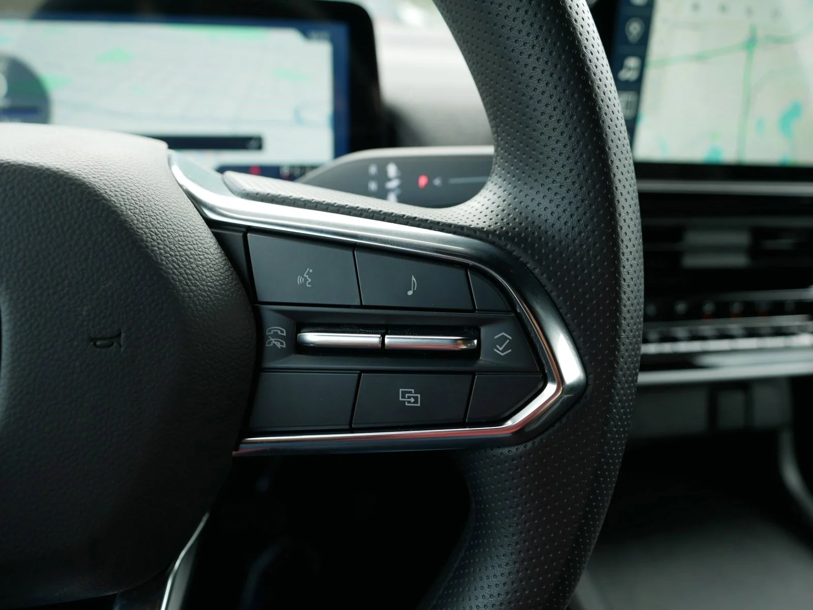 2026 Honda Prologue EX - Photo 13