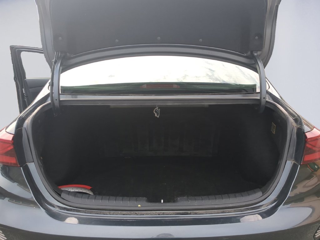 Used 2022 Gravity Gray Kia FE image 21