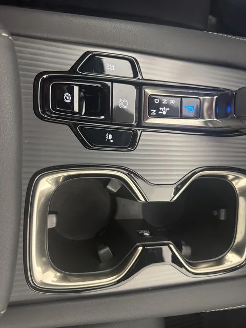 Used 2023 Iridium Lexus 500h F SPORT Performance image 17
