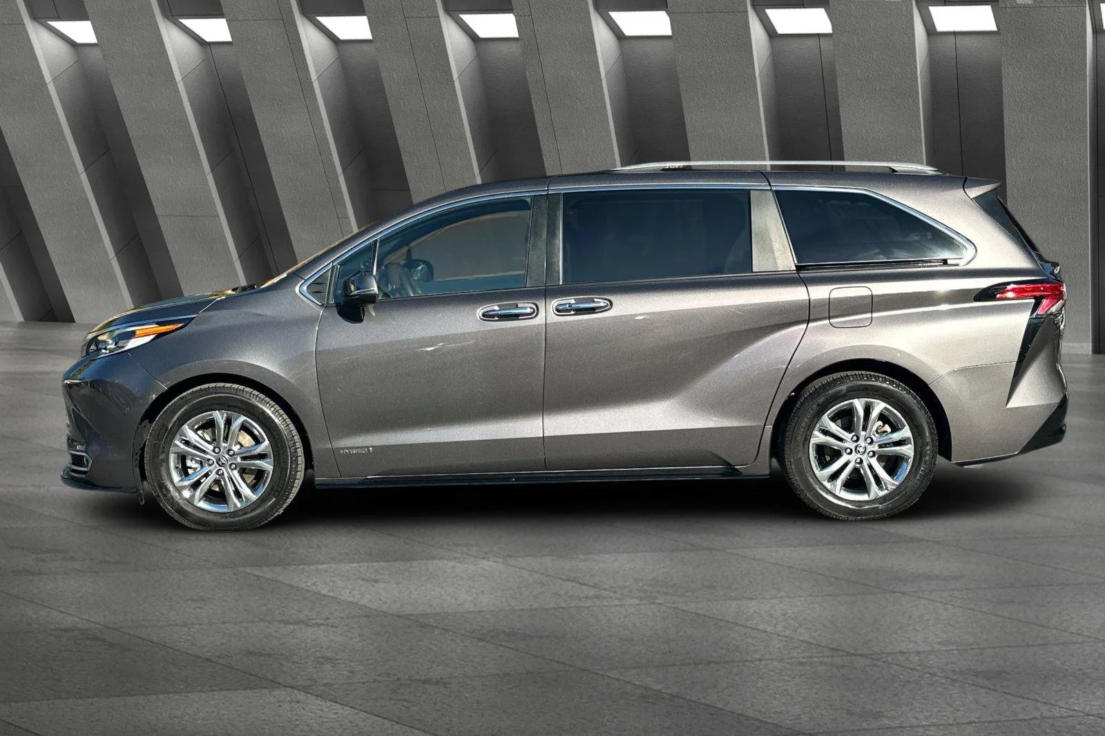 2021 Toyota Sienna Platinum - Photo 10