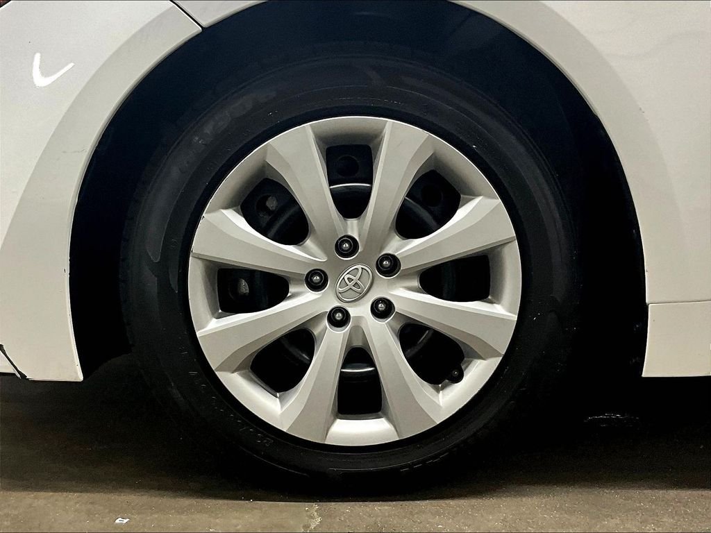 Certified Used 2023 Ice Toyota LE image 7