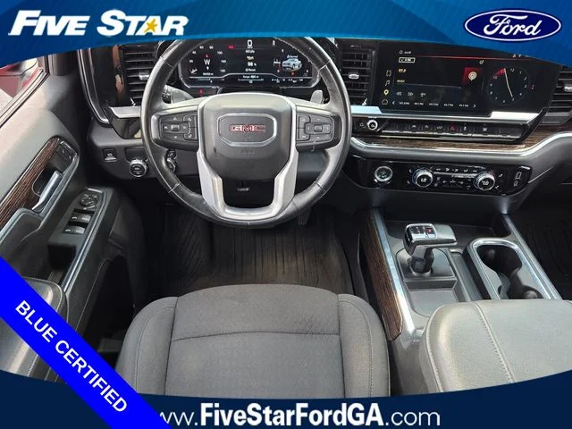 Used 2023 Red GMC Elevation image 15