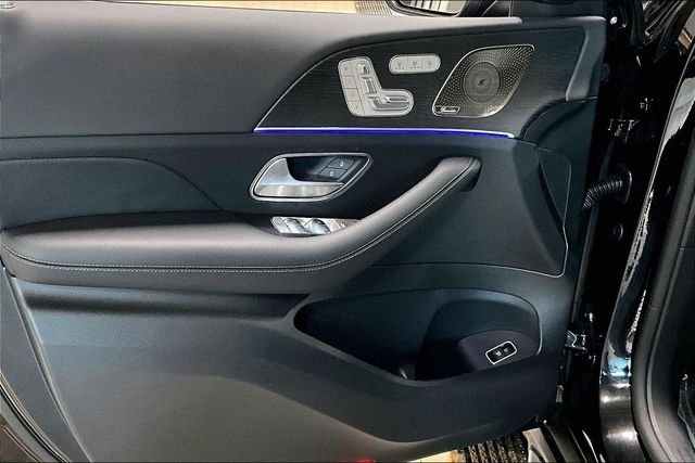 New 2026 Black Mercedes-Benz GLS 450 image 13
