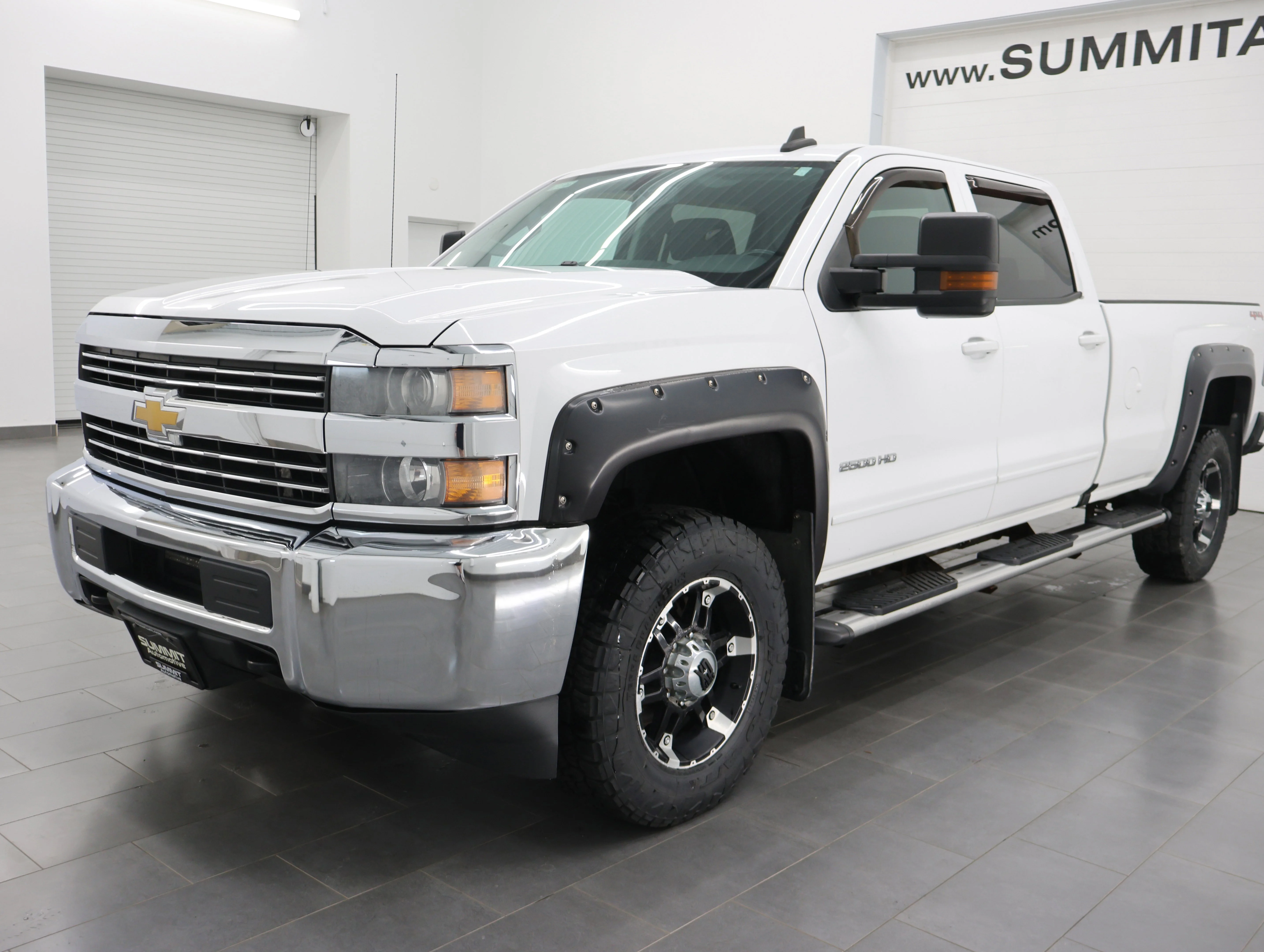 Used 2015 Summit White Chevrolet LT image 7