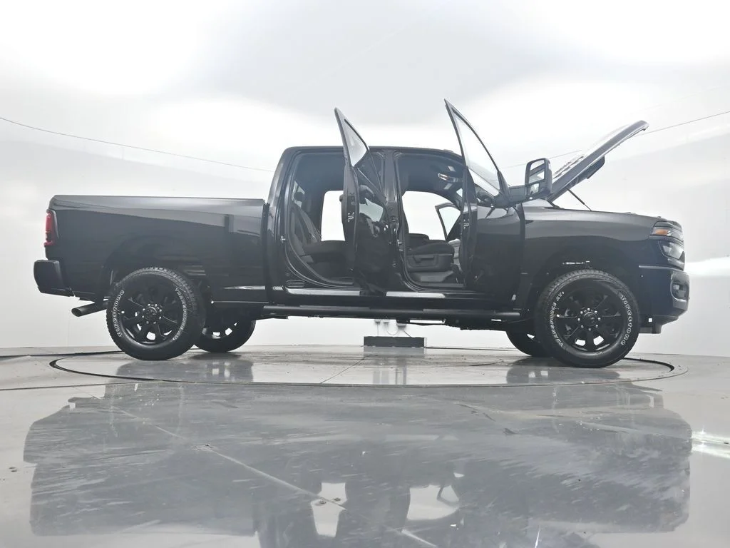 New 2026 Diamond Black Crystal Pearl-Coat Exterior Paint RAM  image 47
