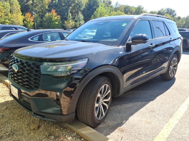 Used 2025  Ford ST-Line image 1
