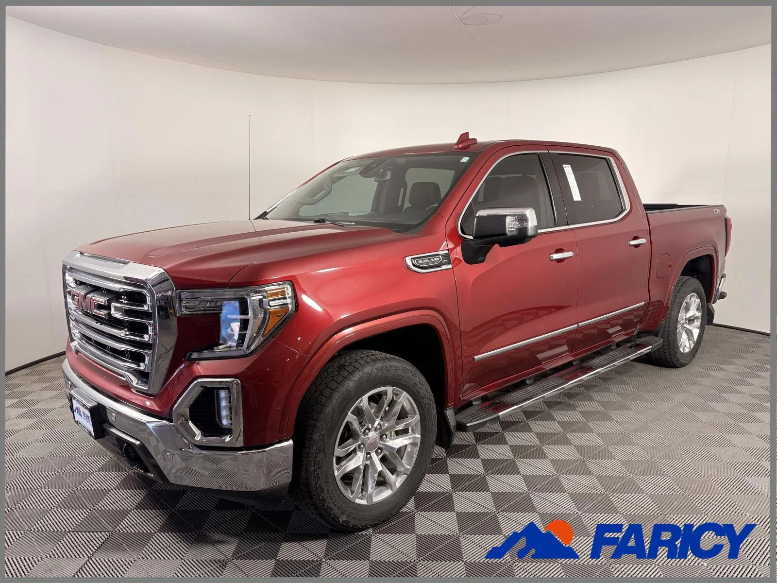 2019 GMC Sierra 4WD Crew Cab Short Box SLT's photo