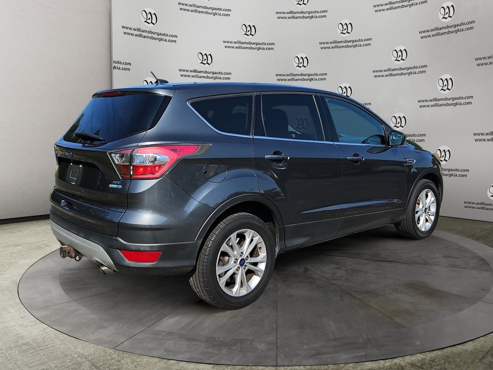Used 2017 Gray Ford SE image 5