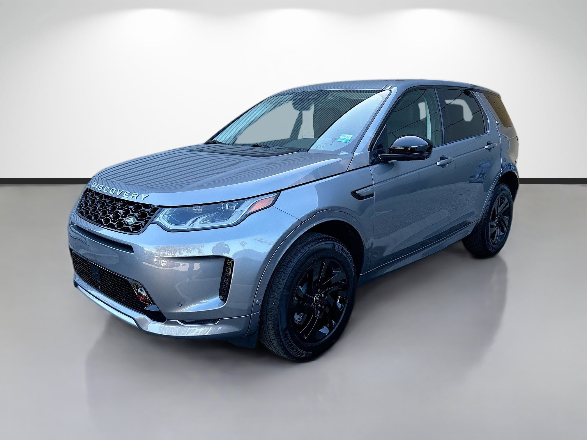 2025 Land Rover Discovery Sport S