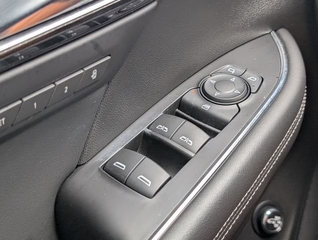 Used 2023 Ebony Twilight Metallic Buick Essence image 28