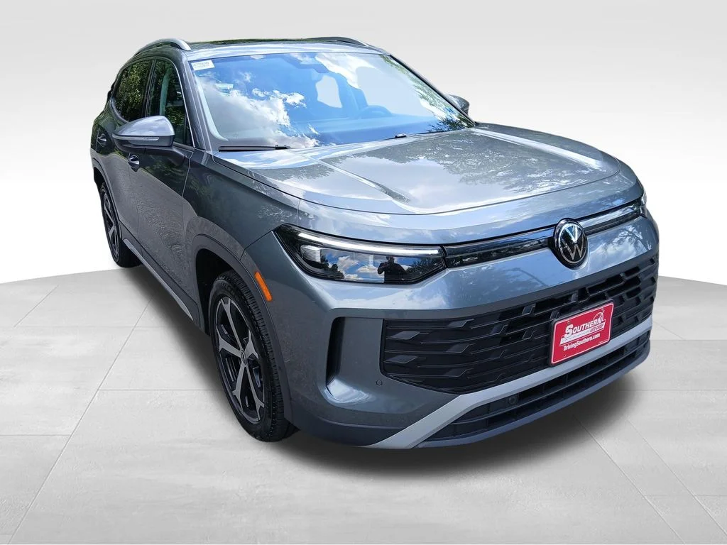Certified Used 2026 Gray Volkswagen SE image 9