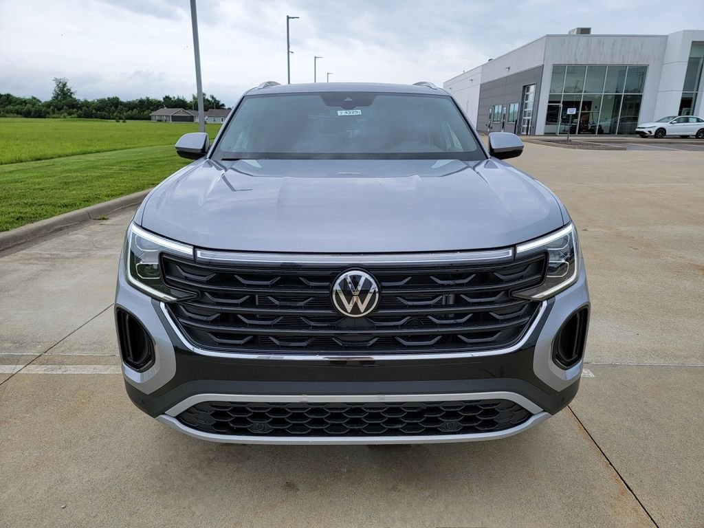 2025 Volkswagen Atlas Cross Sport SE w/Tech - Photo 10