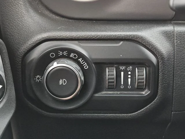 Used 2020 Bright White Clearcoat Jeep Unlimited Sport image 24