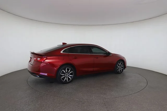 Used 2021 Red Chevrolet RS image 20