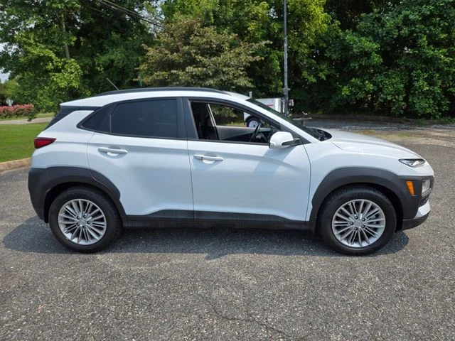 Used 2021 White Hyundai SEL image 9