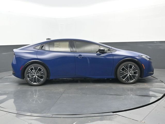 2026 Toyota Prius XLE - Photo 32