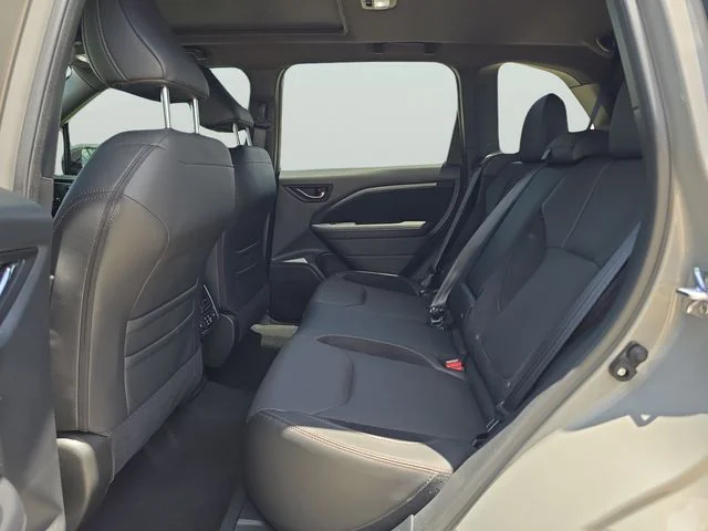 Used 2025 Beige Subaru Touring image 12