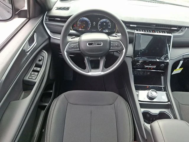 New 2025 Gray Jeep Laredo X image 11