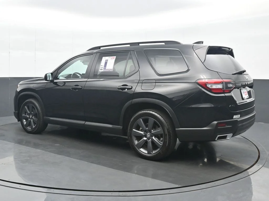 Used 2025 Black Honda Sport image 4