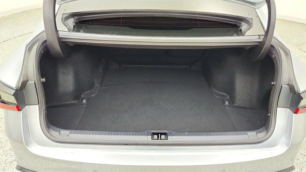 Used 2023 Iridium Lexus IS 350 F SPORT RWD image 23