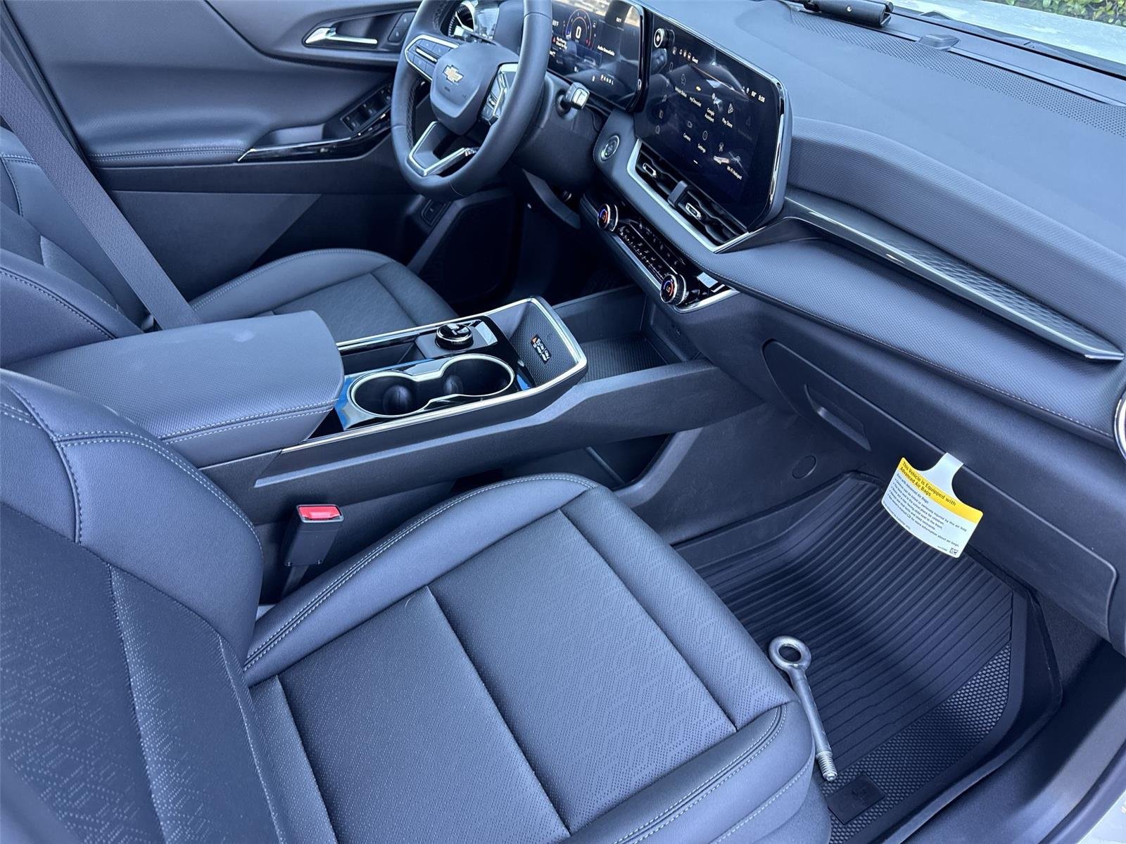 2026 Chevrolet Equinox LT - Photo 35