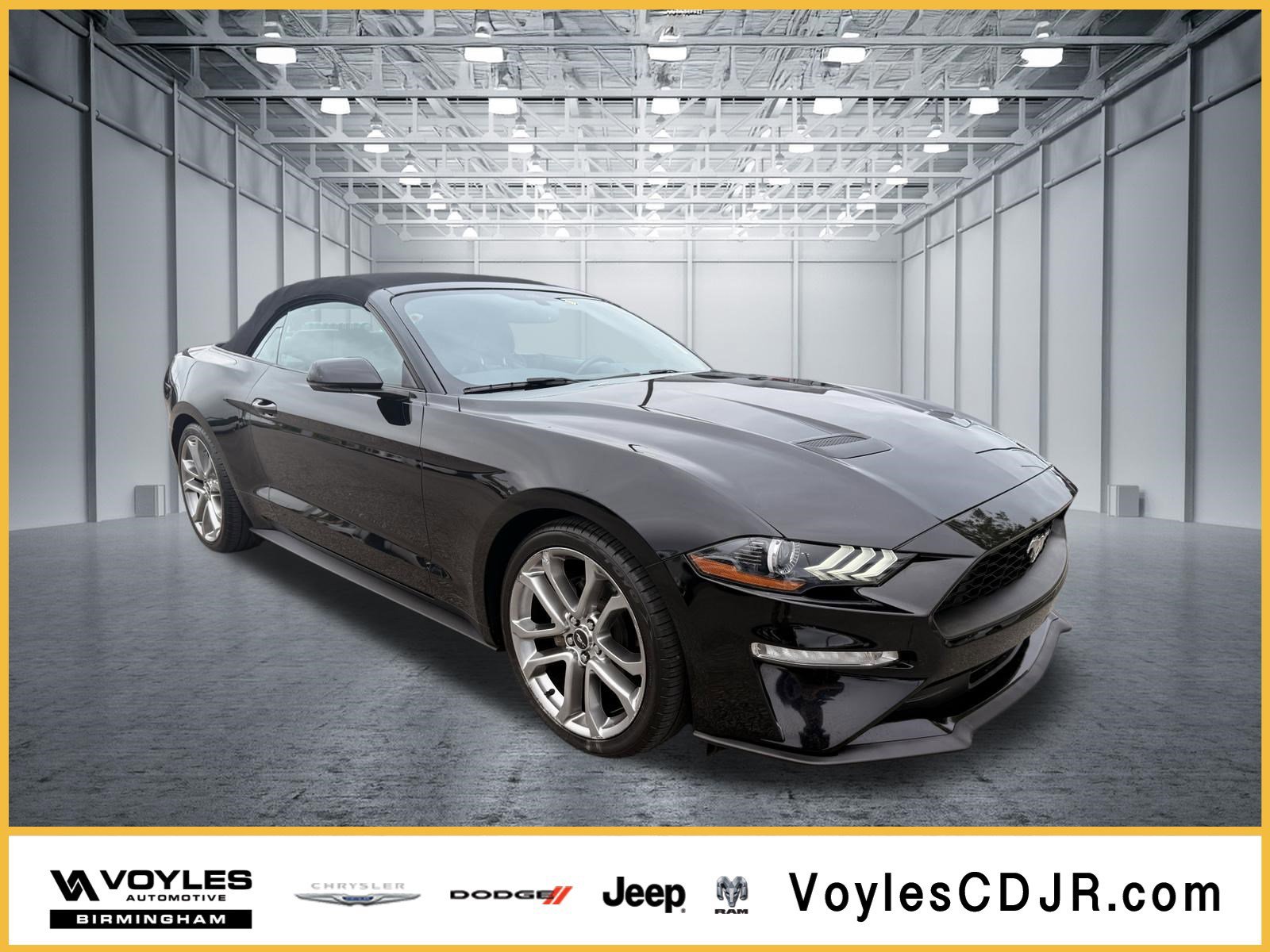 2018 Ford Mustang EcoBoost Convertible Premium's photo