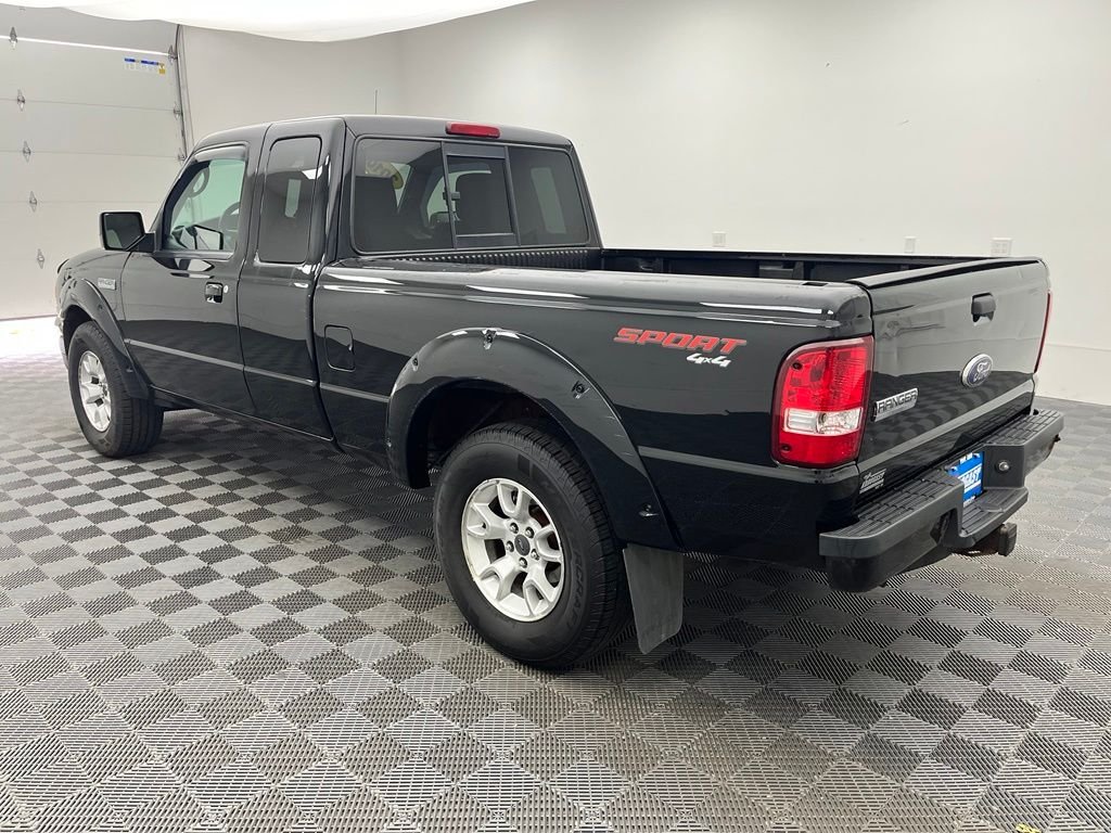 Used 2010 Black Ford XLT image 9