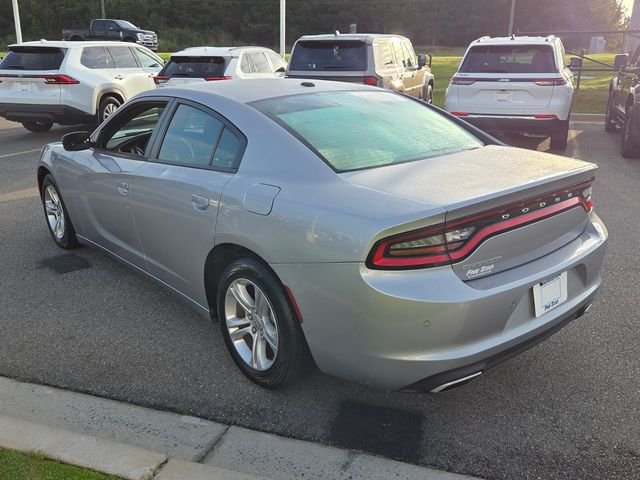 Used 2015 Silver Dodge SE image 10
