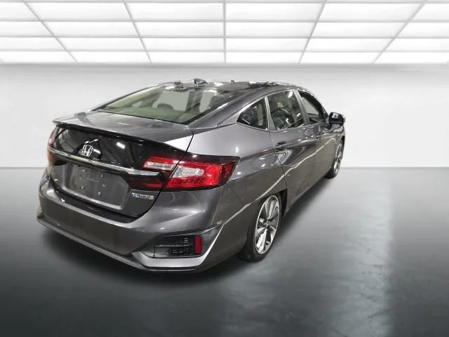 Used 2018  Honda Base image 4