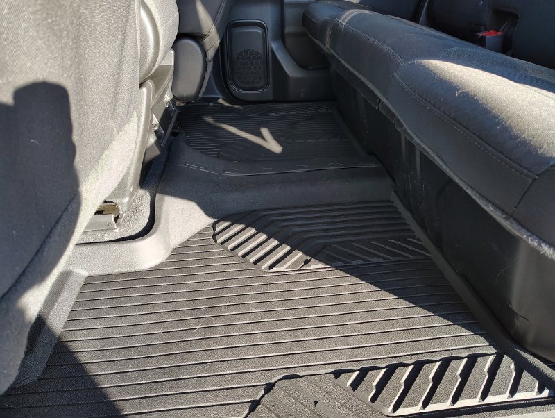 Used 2023 Gray Chevrolet Custom image 16
