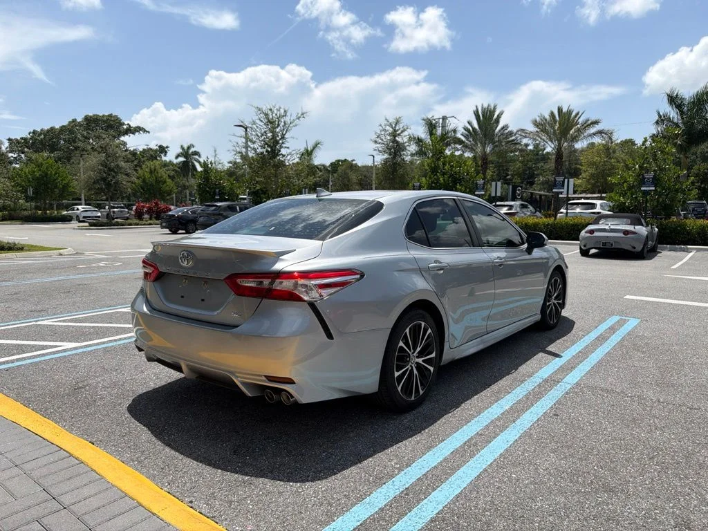 Used 2020 Celestial Silver Metallic Toyota SE image 7