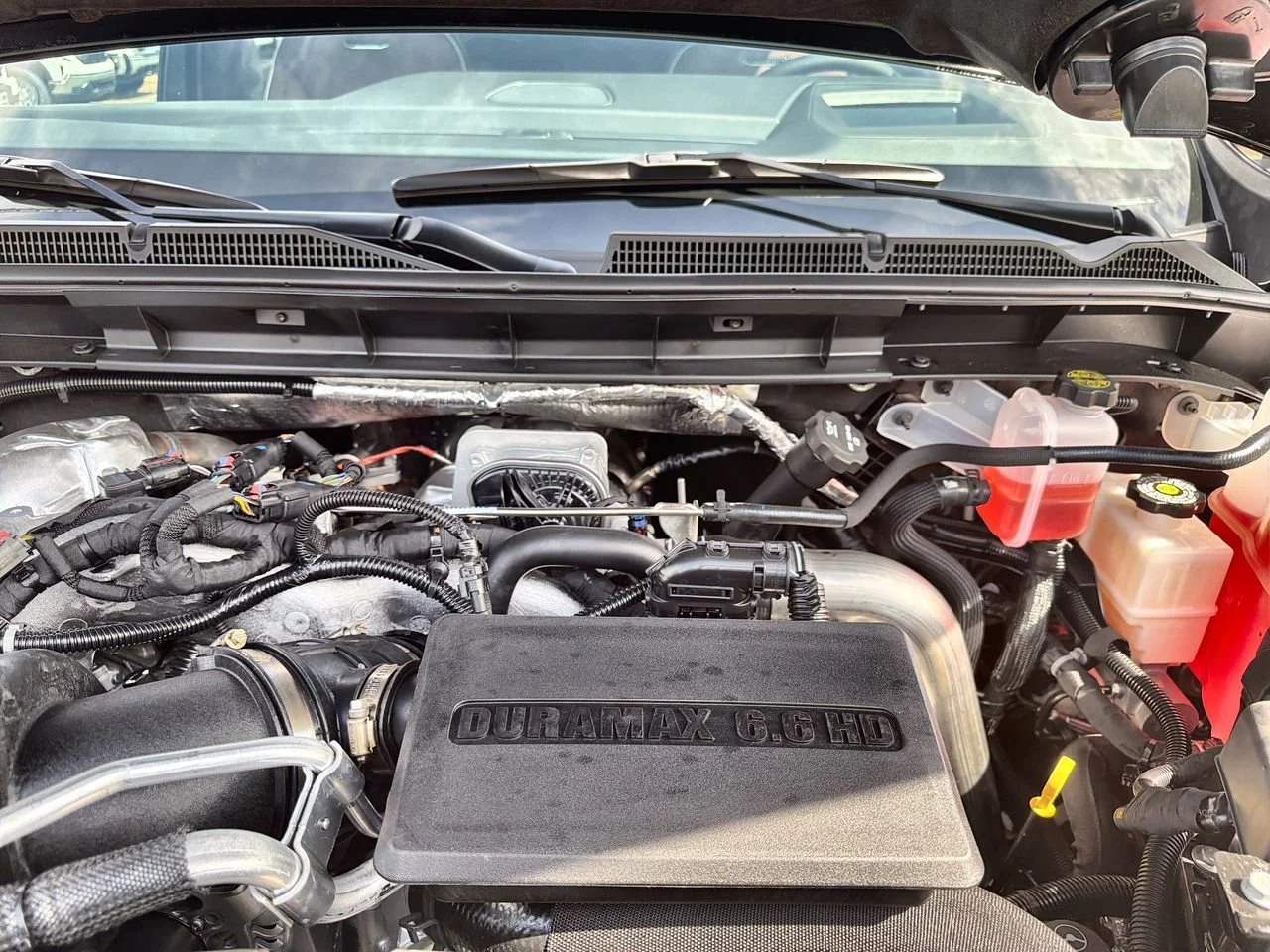 New 2026 Onyx Black GMC Denali Ultimate image 25