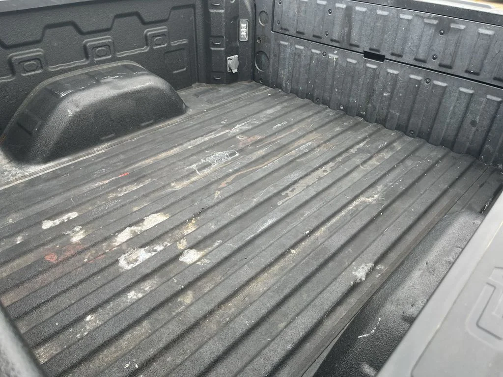 Used 2019 Gray GMC SLT image 21