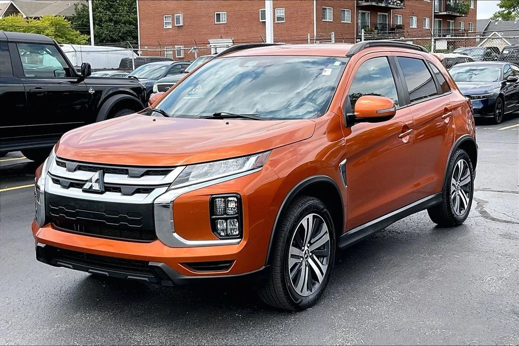 Used 2022  Mitsubishi 2.4 GT image 11