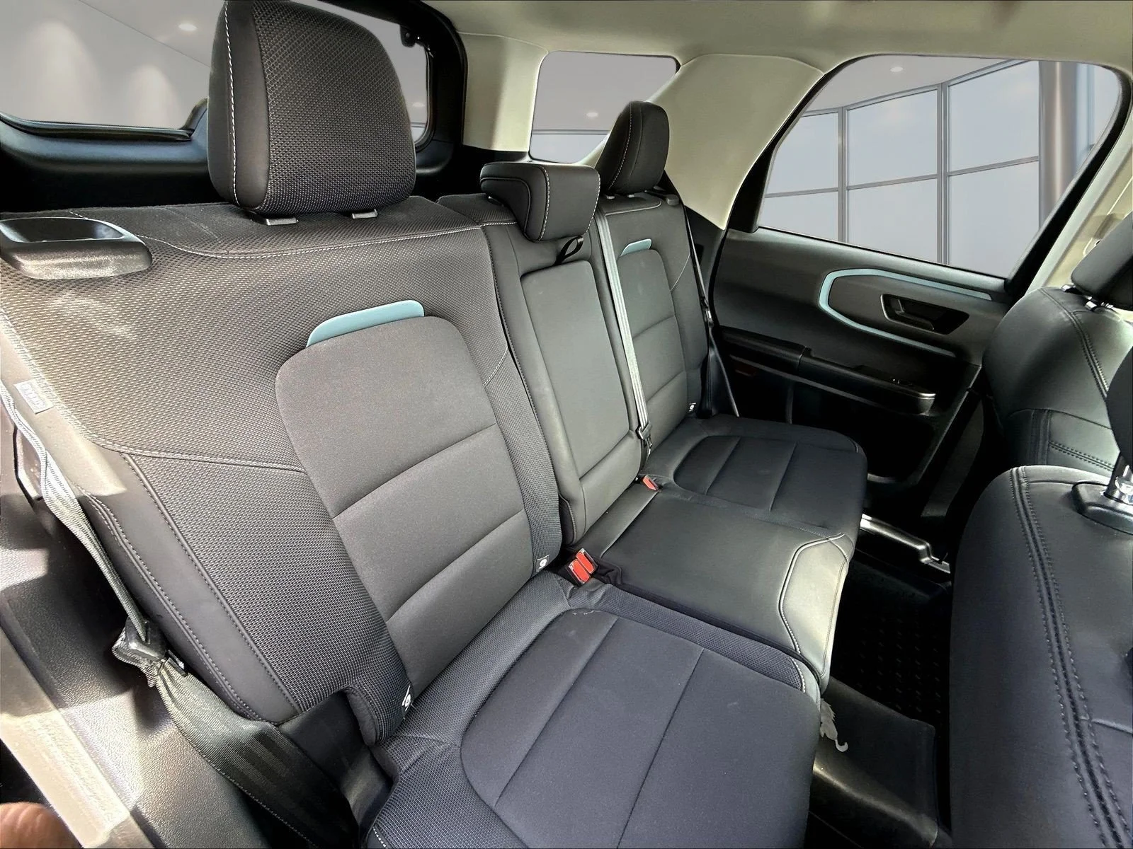 Used 2022 Shadow Black Ford Badlands image 27