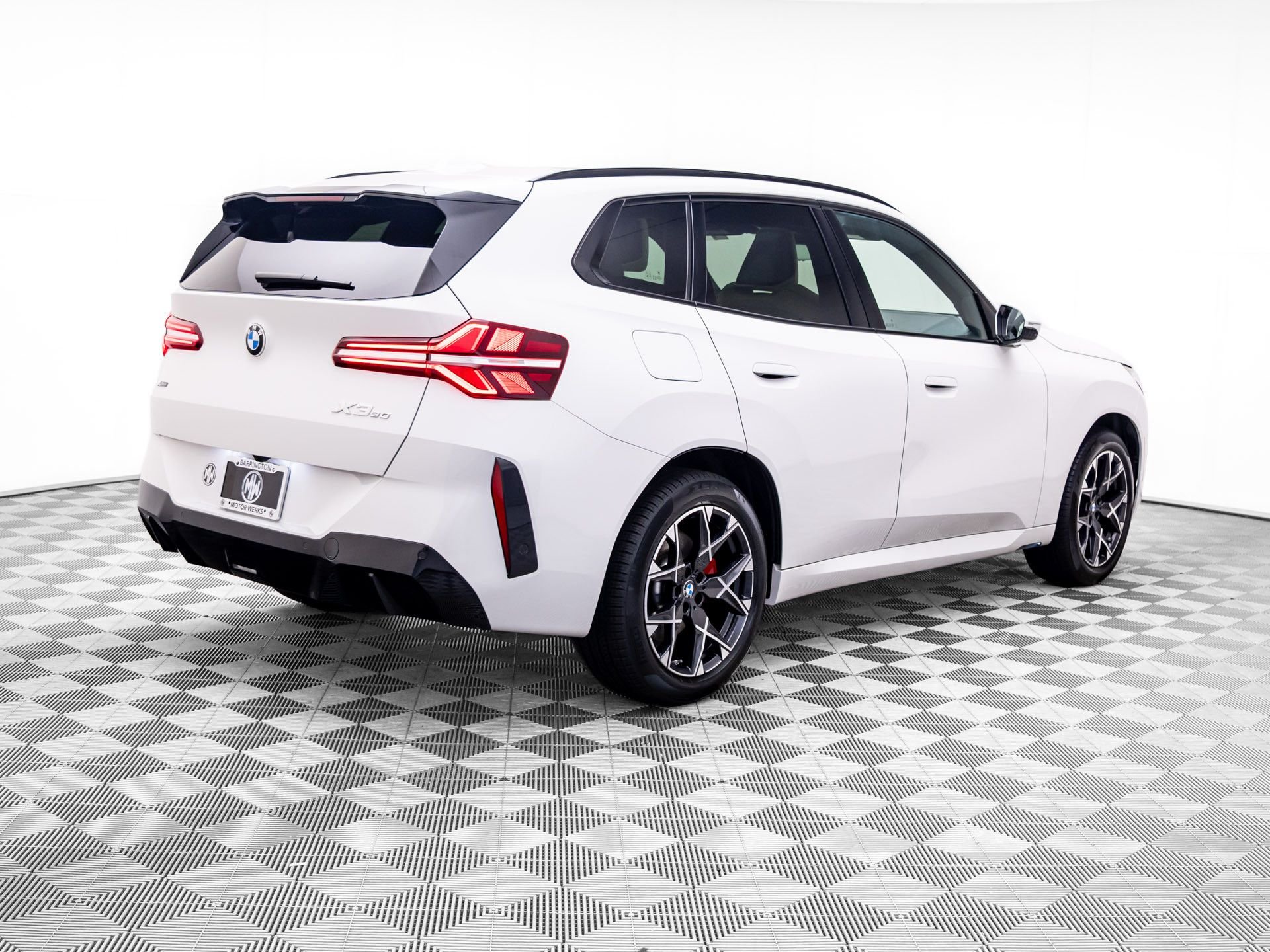Certified Used 2026 Alpine White BMW 30 xDrive image 5