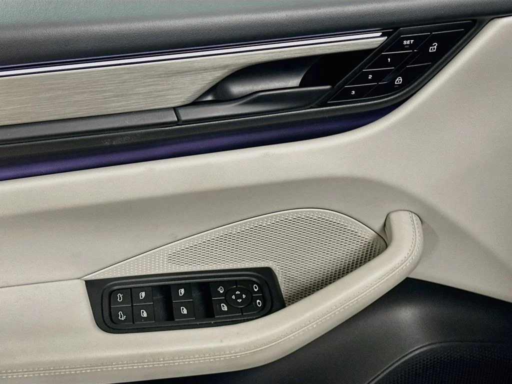 Used 2025 Blue Porsche 4S image 19