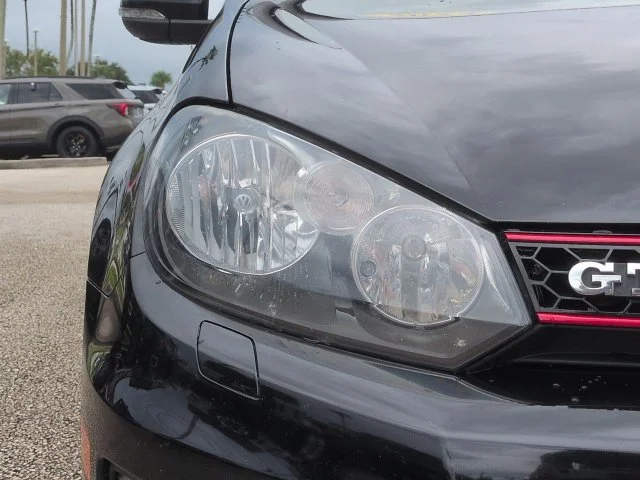 Used 2014 Deep Black Pearl Volkswagen Wolfsburg Edition image 10