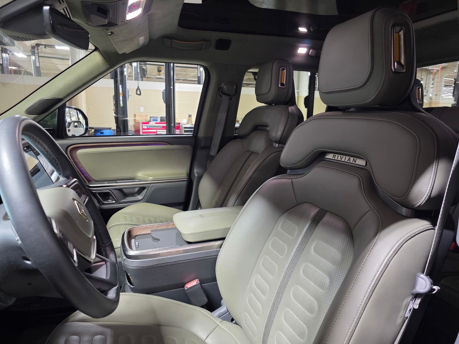 Used 2023 Forest Green Rivian Adventure image 23