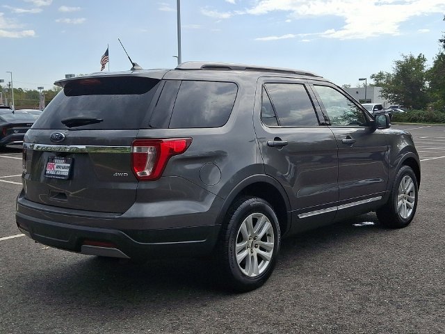 Used 2019 Gray Ford XLT image 7