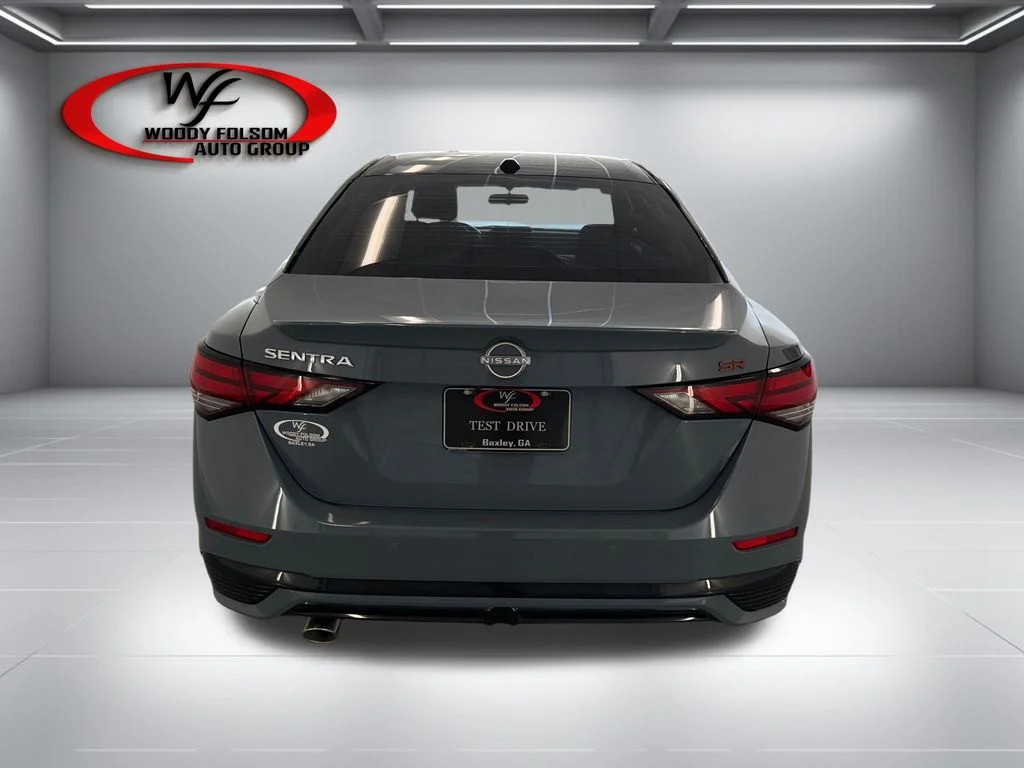 Used 2025 Gray Nissan SR image 7
