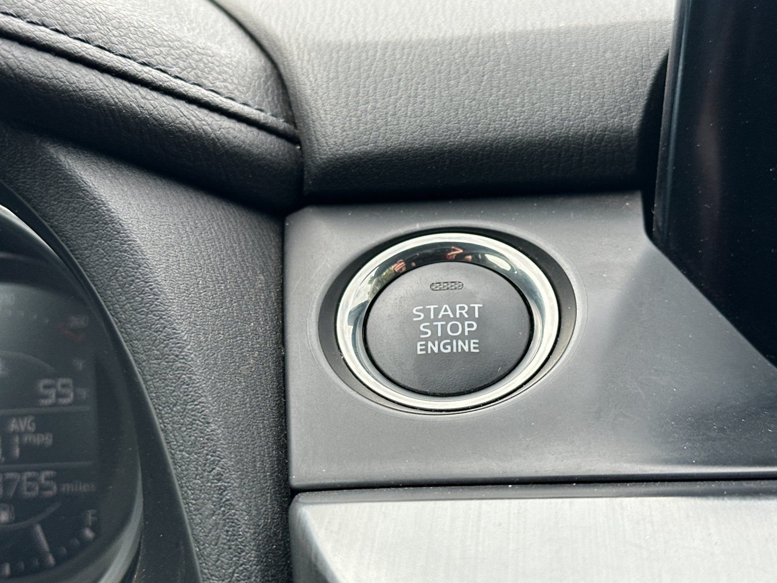 Used 2017 Silver Mazda Touring image 21