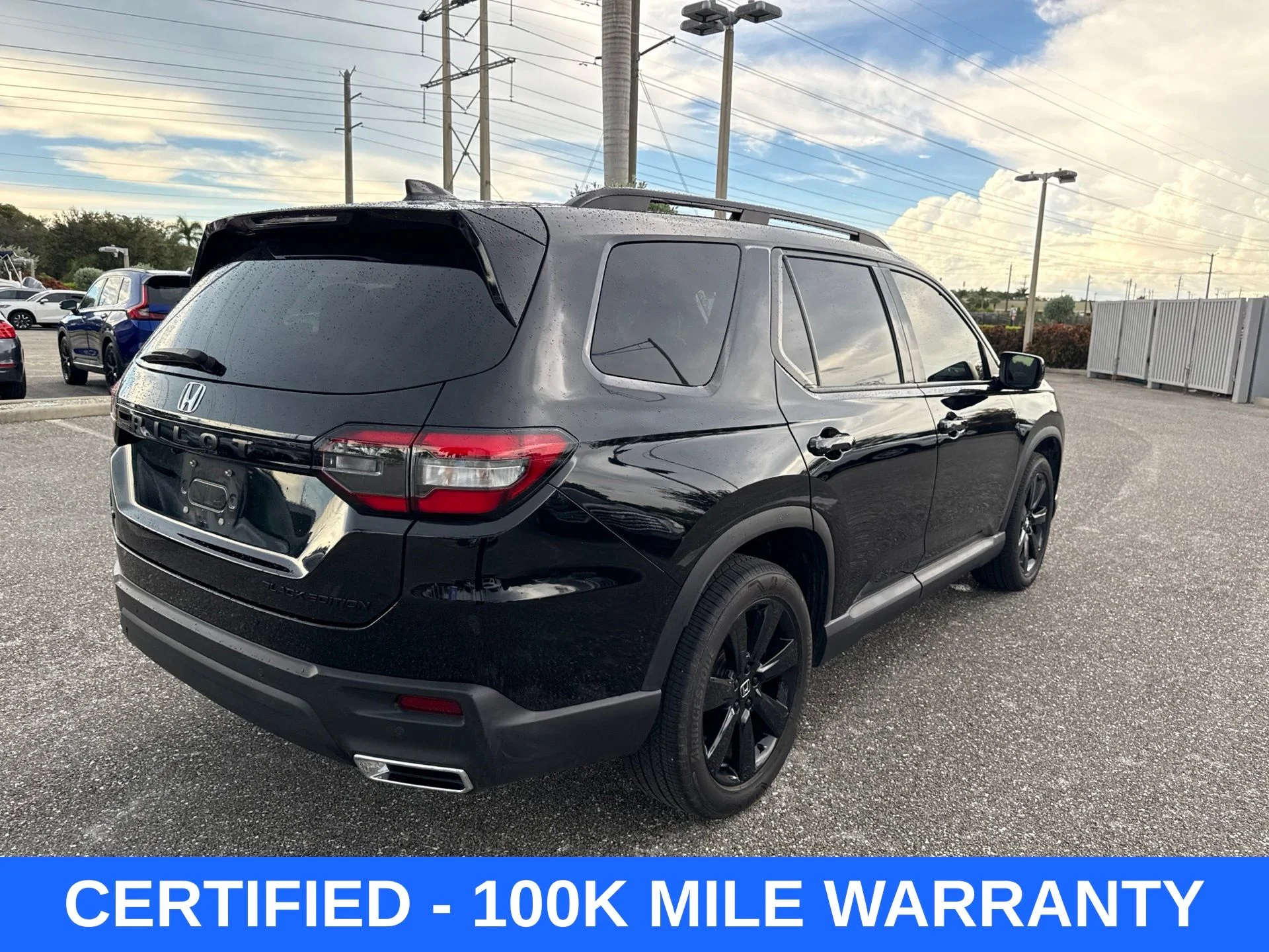 Certified Used 2025  Honda Black Edition image 5