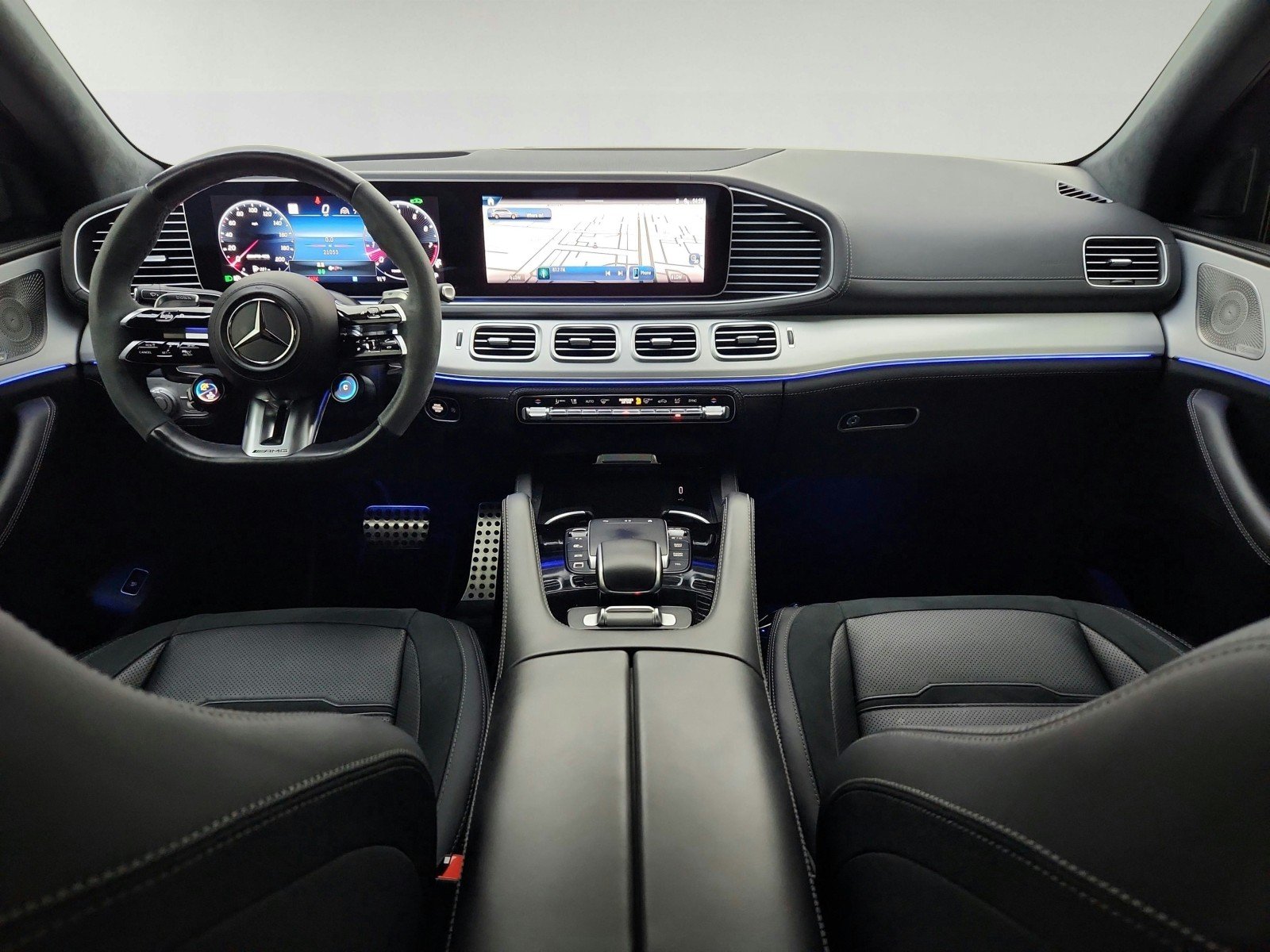 Certified Used 2025 Obsidian Black Metallic Mercedes-Benz AMG® GLS 63 image 33