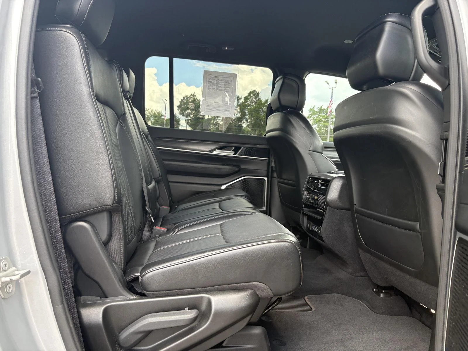 Used 2024 Baltic Gray Metallic Clearcoat Jeep Series II image 14