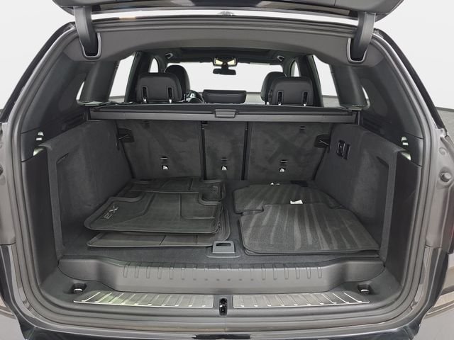 Certified Used 2023 Black Sapphire Metallic BMW xDrive30i image 30