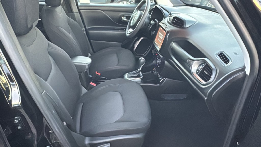 Used 2023 Black Jeep Latitude image 14