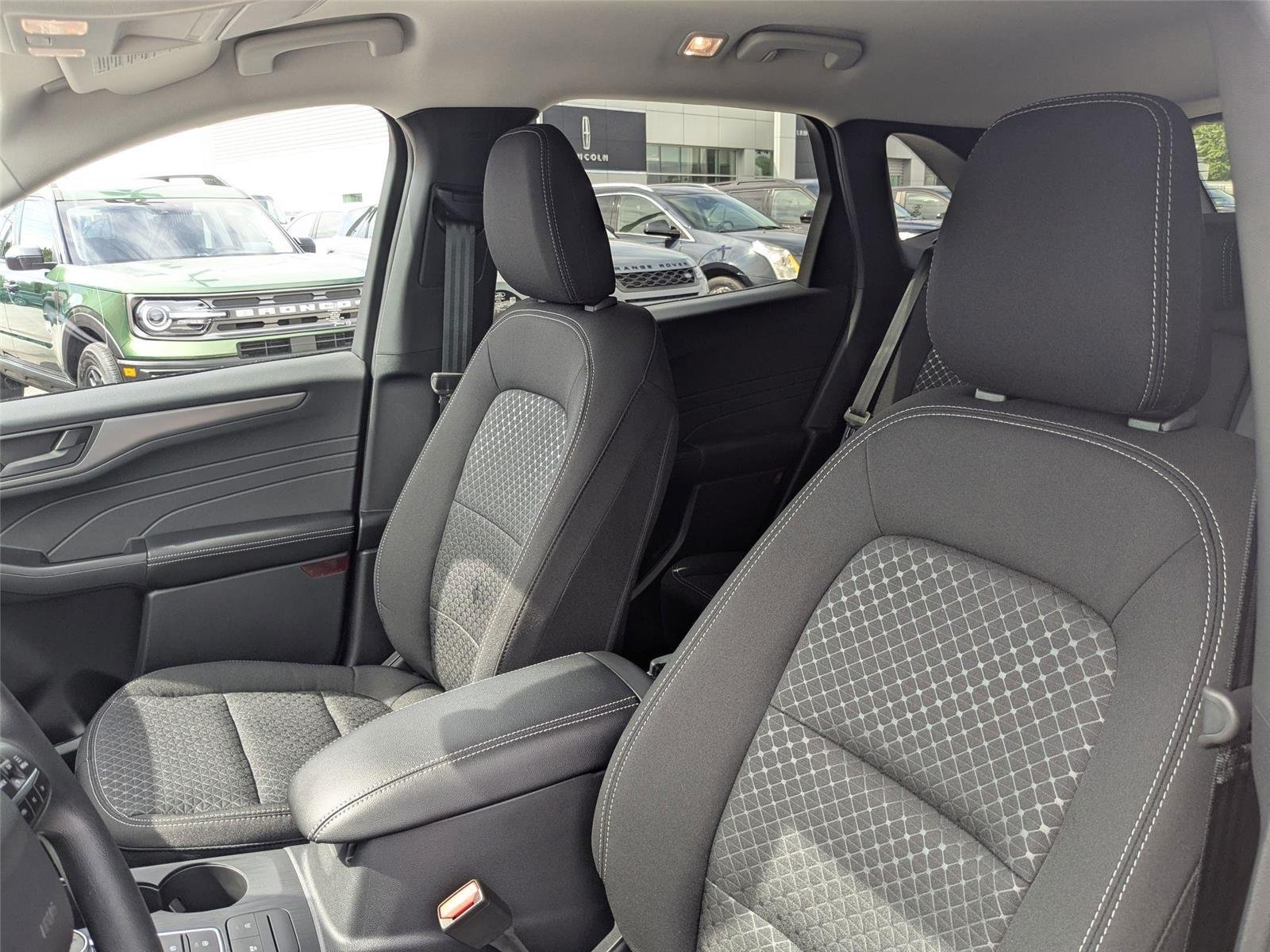 New 2026 Rapid Red Metallic Tinted Clearcoat Ford Active® image 15