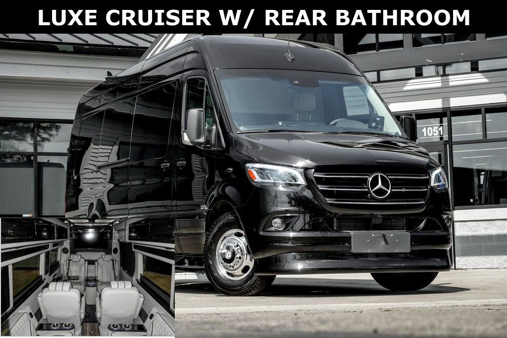 New 2026 Midwest Automotive Designs LUXE CRUISER D6 W/ FULL PARTITION